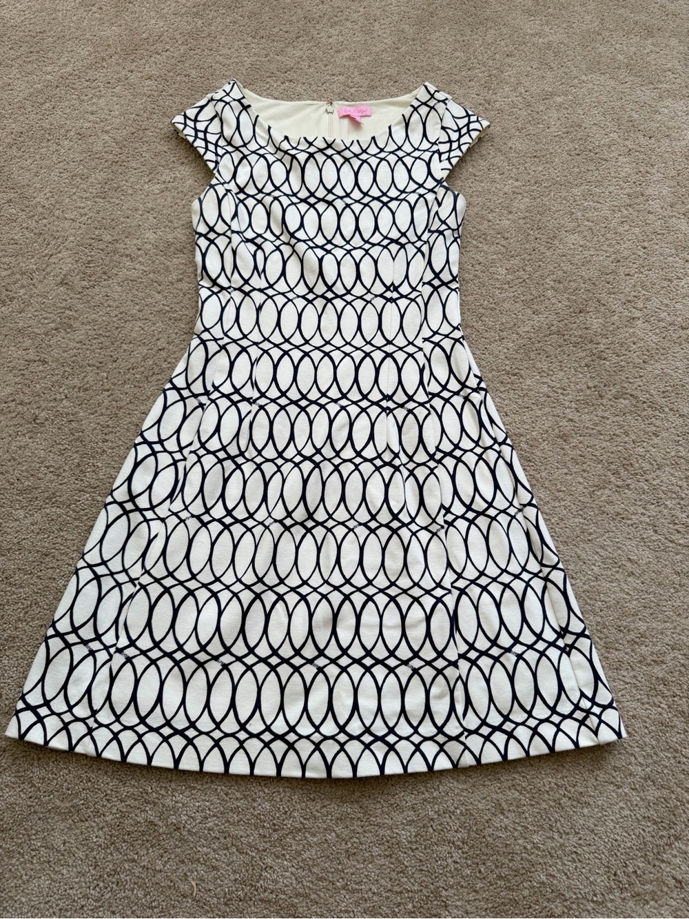 Lilly Pulitzer Brielle Dress black white logo Size Small